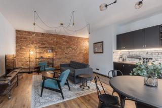 Industrial Style 2bd apartment in City Centre - Riga - 5