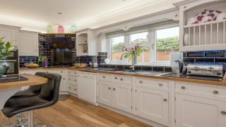 Villa Morea - 5 Bed - 6