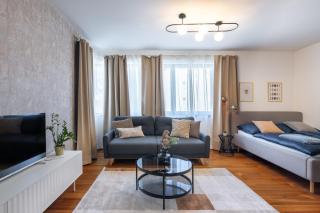 The Bright and Cozy Hideaway Studio - Prague - 3