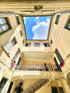 Hotel Villard, Studio Centre Historique - Nîmes - 0