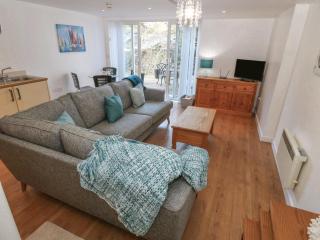 Beach Court Hideaway - Holyhead - 4