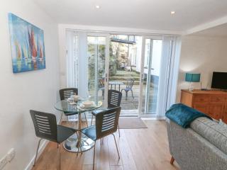Beach Court Hideaway - Holyhead - 8