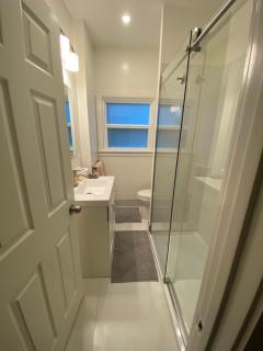 4 Berkeley Furnished Apartment - 2 Beds Laundry and Parking - Berkeley - 3