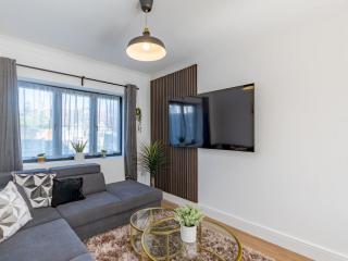 Pass the Keys Hawkwell Hideaway Large 4 bedroom Home Hockley - - 9