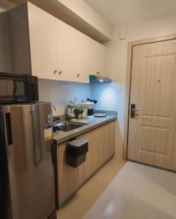 Cozy Hmlet Manila, Near Poblacion Makati Nightlife, Free Pool & Gym Access - Manila - 3