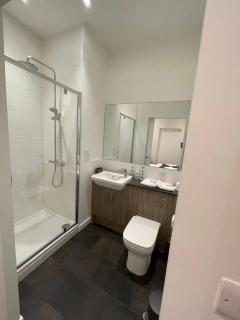 1 bed apartment in the heart of Staines town centre - 4