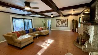 Majestic house with swimming pool - Gainesville - 4