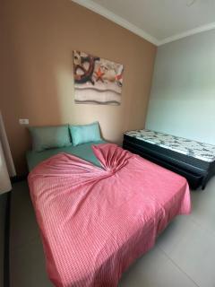 Casa com piscina aquecida a 300m da praia - 8