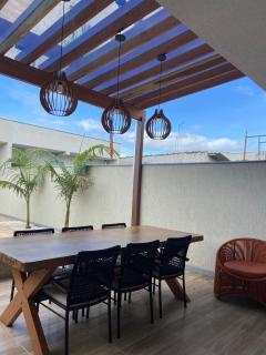 Casa com piscina aquecida a 300m da praia - 7