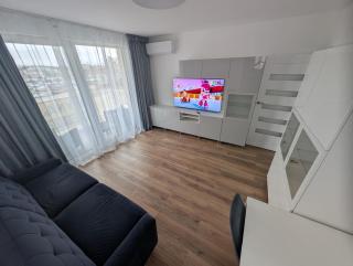 Dwupokojowe z osobną kuchnią na osiedlu Przystanek Międzylesie - Warsaw - 0