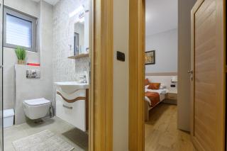 Super Nova Lux Apartment with Jacuzzi - Dobrota - 6