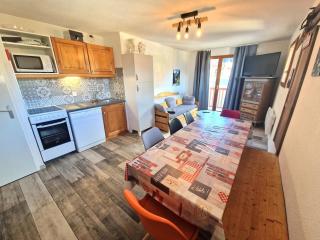 Bel Appartement 4 Pièces pour 8, Près des Pistes à Valfréjus - FR-1-265-185 - Valfréjus - 0