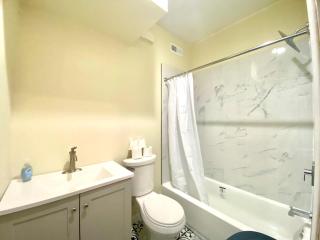 Cozy House at South Philly New Bold - 7