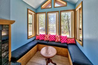 Family Hiker’s Haven: Forested 3BR Pets - South Lake Tahoe - 2