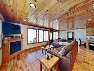 Honey Bear Hideaway - Gatlinburg - 5