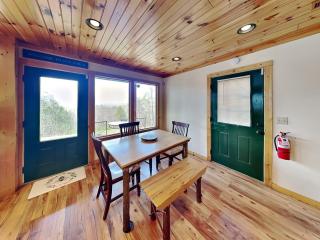 Honey Bear Hideaway - Gatlinburg - 2