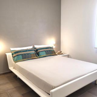 Lake Soft Blue Mountain Lake Iseo Hospitality - Riva di Solto - 8