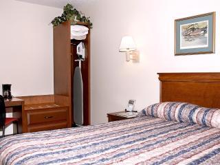 Bear Lodge - Fairbanks - 2
