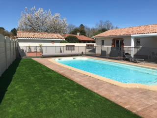 Biscarrosse-villa classée 3 étoiles, 4 personnes, 2 chambres, 2 SDB, entre lacs et océan, grande piscine privée ouverte en saison - Biscarrosse - 6