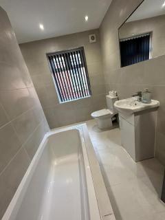 Full Private House Sleeping 26 - 3