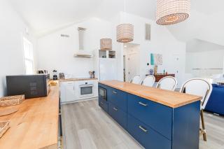 Oceanside, 250 feet to beach access!, Private Pool, Hot Tub -OS4Q, Sea Wanderer - Corolla - 3