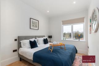 Marlow - 2 Bed Flat In Gated Development - - 1