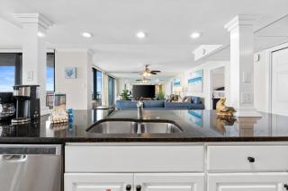 Pelican Walk 412 - 1