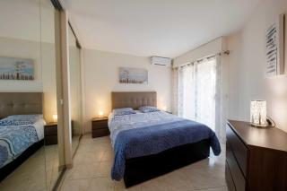Espace republique - Cannes - 1