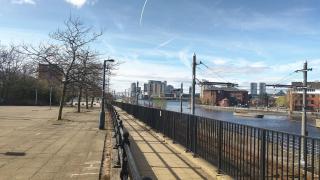 Top Floor Quays Apartment - Near City Centre & Media City - Manchester - 0