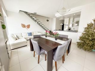 Penthouse w/ Terrace, Grill & City Views - 1