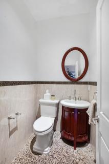 Luxury Oasis in Manhattan - 1