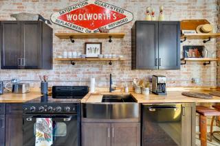 Walk to Shops and Eats Charming Dtwn Emmett Apt! - - 5
