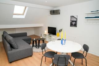 Friendly 1BR & 1LR Apt, 15 Min Walk to City Center - Gand - 0