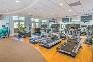 Sunset Island - 17 Corner Store - 4