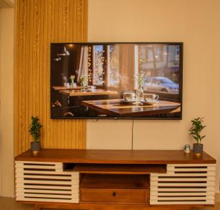 Serene Hi Apartments - 5