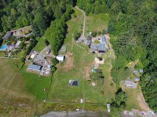Oceanfront Swiss Home - Shelton - 8