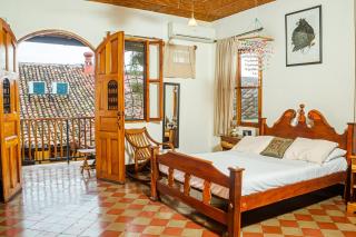 Elegant, Romantic & Kid-Friendly Colonial Home - Granada - 2