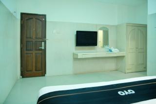 Townhouse Oak Palembang Near Jembatan Ampera Formerly Azzura Hotel - 2