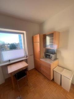 Erays Comfortable apartment for long-Term rental - Pattensen - 8