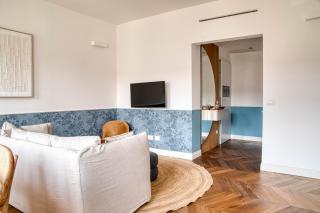 Easylife - Stile ed eleganza in Stazione Centrale - Milan - 2