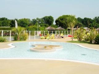 Les Charmettes 4 étoiles emplacement 429 3CH 2SDB 8 pers - Les Mathes - 9