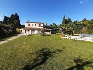 4 bedroom villa pool entire place - 5