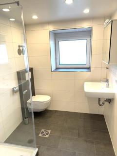 W&P Living Wohnung mit Ausblick - Parkplatz - Biberbach - 5