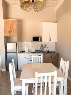 Slipway Beach front Apartment - Britannia Bay - 2