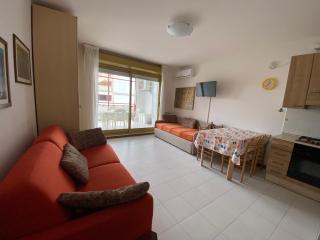 Monolocale con balcone, comodo al mare, posto auto privato - Sestri Levante - 9