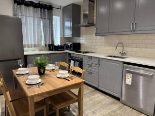 Beautiful 2 Bed Apartment Cricklewood - Londra - 8