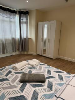 Beautiful 2 Bed Apartment Cricklewood - Londra - 1