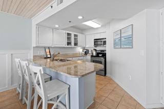 Beautiful Views 3 Bedroom 4th Floor Oceanfront - Pawleys Island - 2