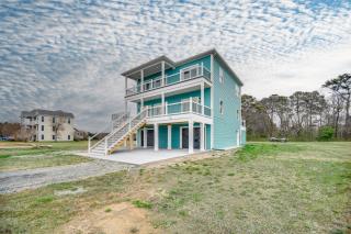 Walk to Wilkins Beach Spacious Home with Hot Tub - Eastville - 8