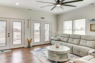Walk to Wilkins Beach Spacious Home with Hot Tub - Eastville - 7